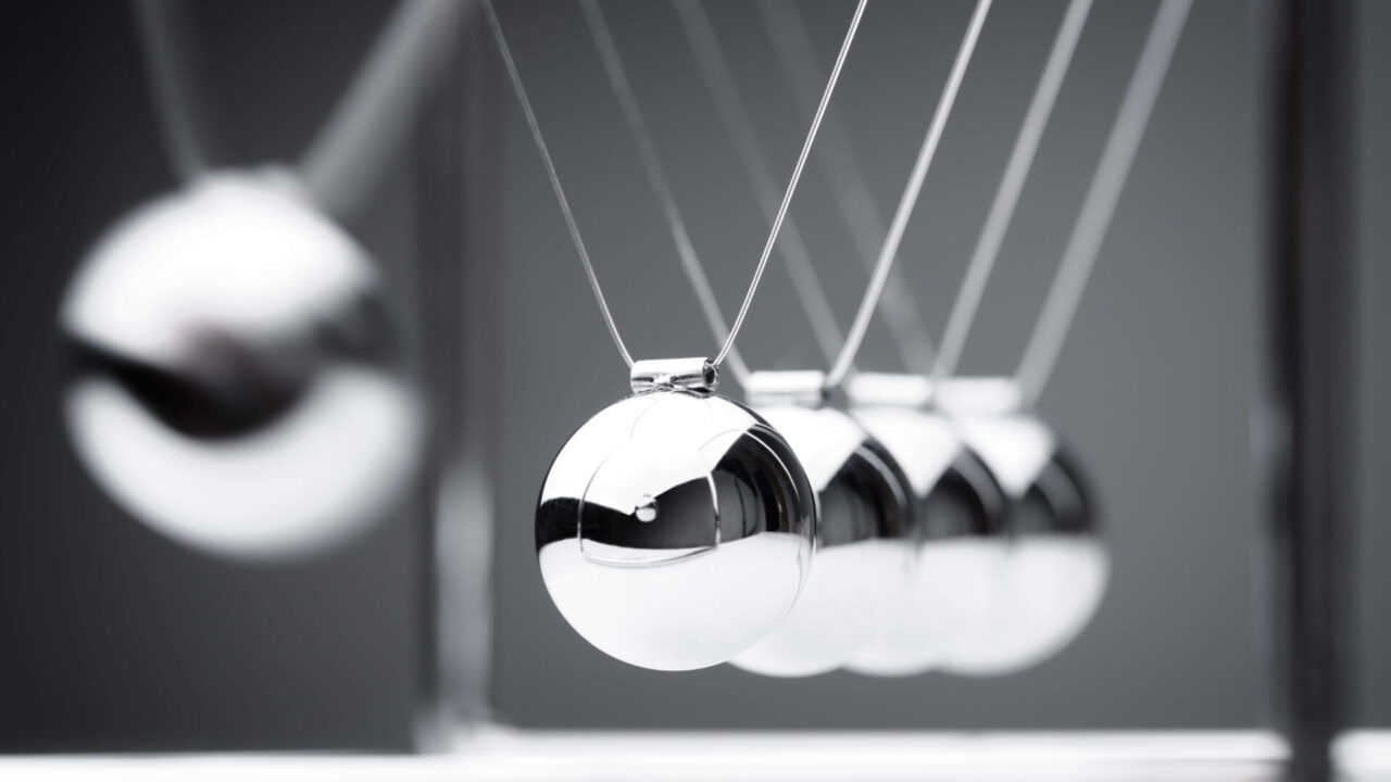 newton s cradle 2024 09 16 22 25 25 utc 1920x1080 1